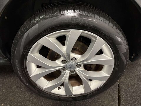 Land Rover Discovery Sport 2.0 Discovery Sport HSE D Auto 4WD 5dr 44