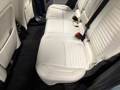 Land Rover Discovery Sport 2.0 Discovery Sport HSE D Auto 4WD 5dr 48