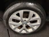 Land Rover Discovery Sport 2.0 Discovery Sport HSE D Auto 4WD 5dr 37