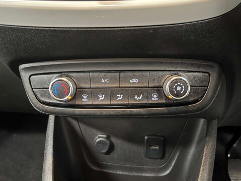 Vauxhall Crossland X 1.2 Crossland X Griffin 5dr 26