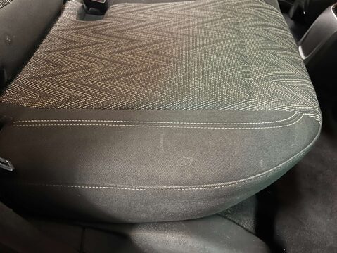 Vauxhall Crossland X 1.2 Crossland X Griffin 5dr 31