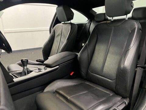 BMW 4 Series 2.0 420D M Sport 2dr 32