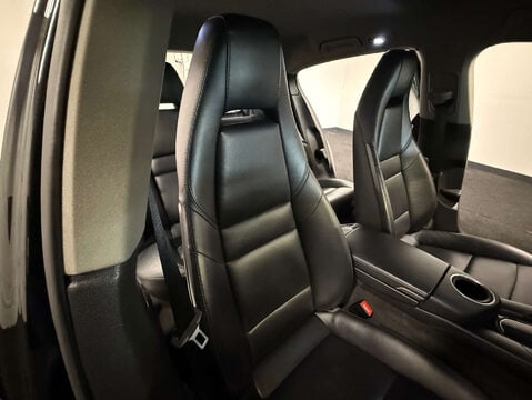 Porsche Panamera 3.6 Panamera V6 4 Semi-Auto 4WD 5dr 13