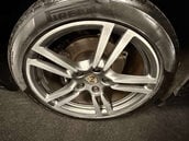 Porsche Panamera 3.6 Panamera V6 4 Semi-Auto 4WD 5dr 54