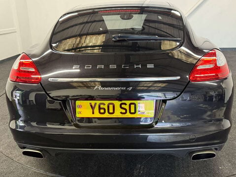 Porsche Panamera 3.6 Panamera V6 4 Semi-Auto 4WD 5dr 4