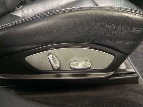 Porsche Panamera 3.6 Panamera V6 4 Semi-Auto 4WD 5dr 11