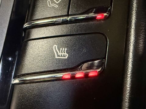 Porsche Panamera 3.6 Panamera V6 4 Semi-Auto 4WD 5dr 23