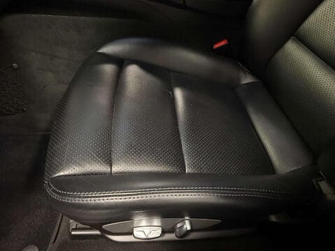 Porsche Panamera 3.6 Panamera V6 4 Semi-Auto 4WD 5dr 46