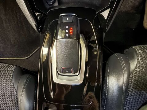 Peugeot 2008 1.2 2008 GT Line PureTech S/S Auto 5dr 21