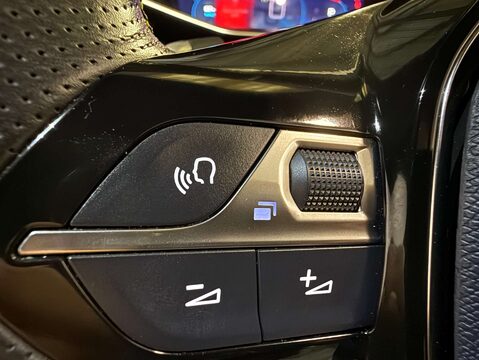 Peugeot 2008 1.2 2008 GT Line PureTech S/S Auto 5dr 25