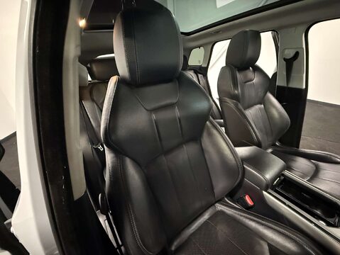 Land Rover Range Rover Evoque 2.0 Range Rover Evoque SE Tech TD4 Auto 4WD 5dr 10