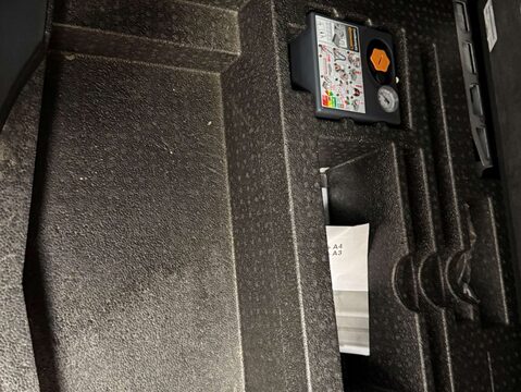 Land Rover Range Rover Evoque 2.0 Range Rover Evoque SE Tech TD4 Auto 4WD 5dr 53