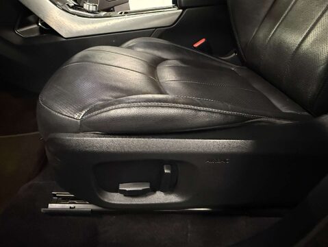 Land Rover Range Rover Evoque 2.0 Range Rover Evoque SE Tech TD4 Auto 4WD 5dr 20