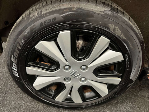 Honda Jazz 1.5 Jazz SR i-MMD CVT 5dr 33