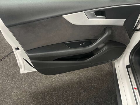 Audi A5 2.0 A5 Sportback 35 TFSI S Line Semi-Auto 5dr 47