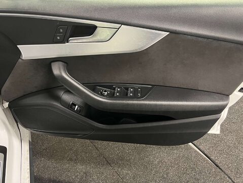 Audi A5 2.0 A5 Sportback 35 TFSI S Line Semi-Auto 5dr 10