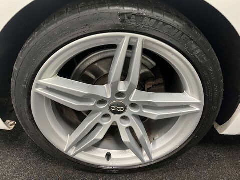 Audi A5 2.0 A5 Sportback 35 TFSI S Line Semi-Auto 5dr 37