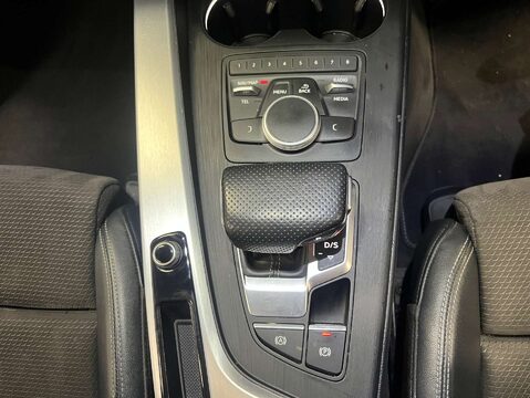 Audi A5 2.0 A5 Sportback 35 TFSI S Line Semi-Auto 5dr 29