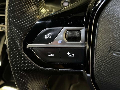 Peugeot 208 1.2 208 GT PureTech S/S 5dr 19