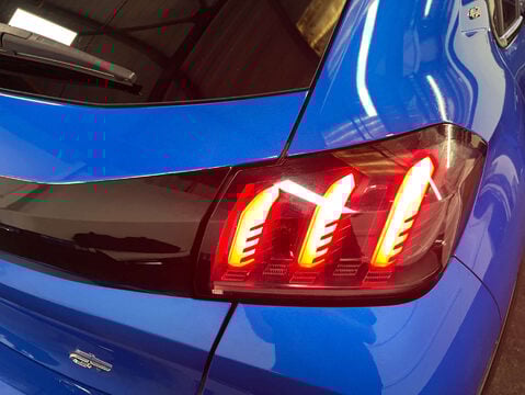 Peugeot 208 1.2 208 GT PureTech S/S 5dr 51