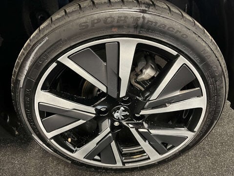 Peugeot 208 1.2 208 GT PureTech S/S 5dr 37