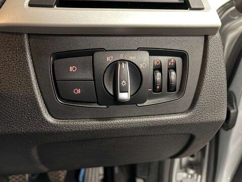 BMW 3 Series 2.0 320D SE 4dr 18