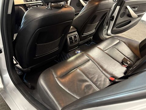 BMW 3 Series 2.0 320D SE 4dr 43