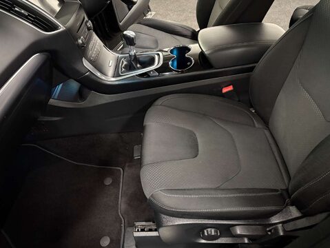 Ford Edge 2.0 Edge Titanium TDCi 4WD 5dr 51