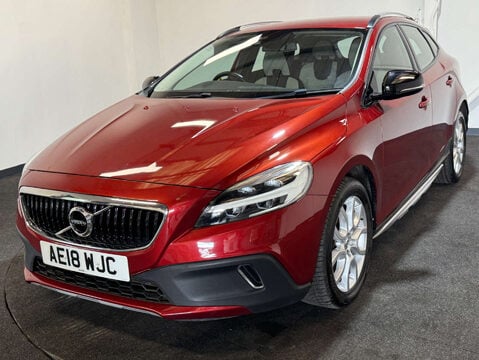 Volvo V40 1.5 V40 Cross Country Professional T3 Auto 5dr 1