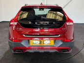 Volvo V40 1.5 V40 Cross Country Professional T3 Auto 5dr 4