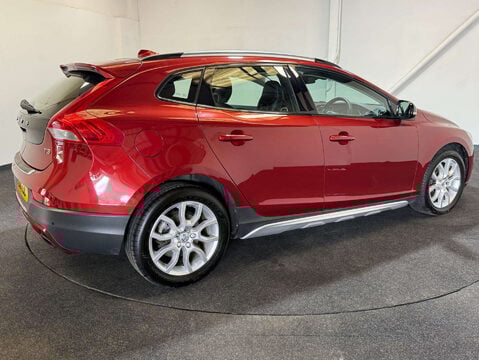 Volvo V40 1.5 V40 Cross Country Professional T3 Auto 5dr 5