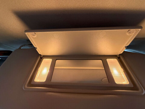 Volvo V40 1.5 V40 Cross Country Professional T3 Auto 5dr 31