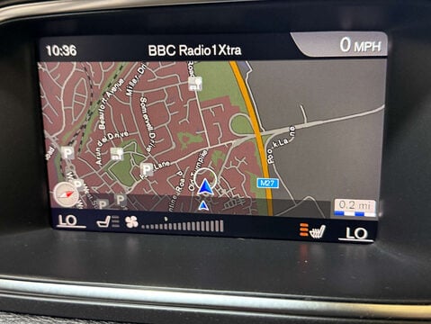 Volvo V40 1.5 V40 Cross Country Professional T3 Auto 5dr 25