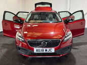 Volvo V40 1.5 V40 Cross Country Professional T3 Auto 5dr 9