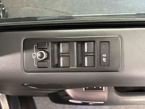Land Rover Range Rover Sport 3.0 Range Rover Sport HSE SDV6 Auto 4WD 5dr 11