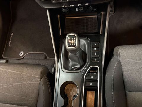 Hyundai TUCSON 1.6 Tucson SE Nav 48v MHEV CRDi 2WD 5dr 27