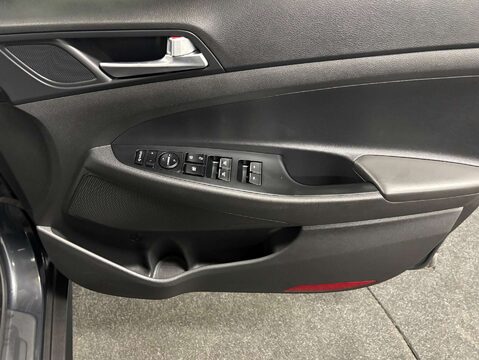 Hyundai TUCSON 1.6 Tucson SE Nav 48v MHEV CRDi 2WD 5dr 11