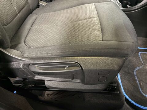 BMW X1 1.5 X1 sDrive 18i SE 5dr 13