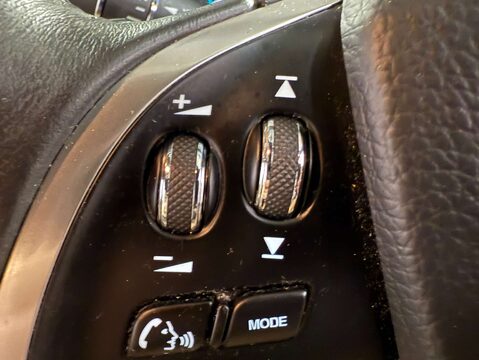 Jaguar XF 2.2 XF Luxury Sportbrake D Auto 5dr 27