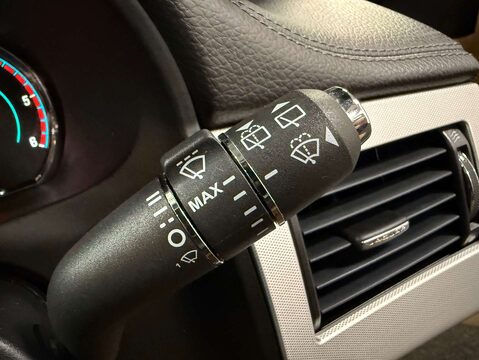 Jaguar XF 2.2 XF Luxury Sportbrake D Auto 5dr 28