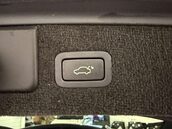 Jaguar XF 2.2 XF Luxury Sportbrake D Auto 5dr 33