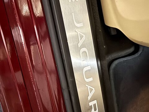 Jaguar XF 2.2 XF Luxury Sportbrake D Auto 5dr 17