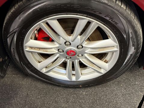 Jaguar XF 2.2 XF Luxury Sportbrake D Auto 5dr 49