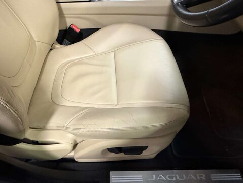 Jaguar XF 2.2 XF Luxury Sportbrake D Auto 5dr 12