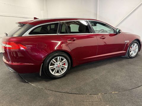 Jaguar XF 2.2 XF Luxury Sportbrake D Auto 5dr 5