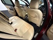 Jaguar XF 2.2 XF Luxury Sportbrake D Auto 5dr 32