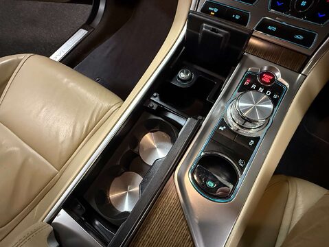 Jaguar XF 2.2 XF Luxury Sportbrake D Auto 5dr 30