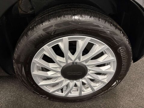 Fiat 500 1.0 500 Lounge MHEV 3dr 32