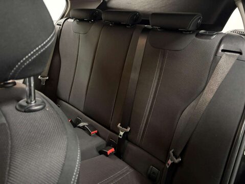 BMW 1 Series 1.5 118I Sport 5dr 37