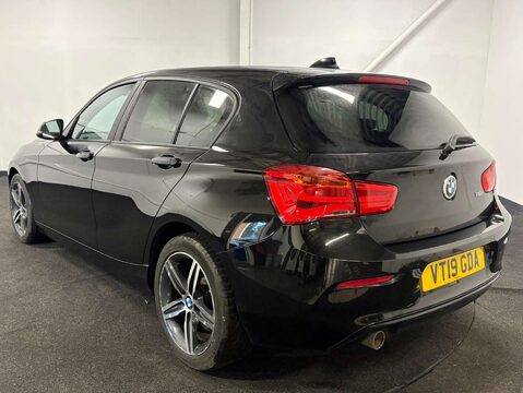 BMW 1 Series 1.5 118I Sport 5dr 3